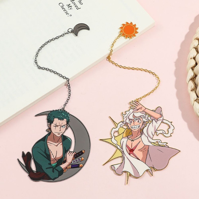 One Piece Roronoa Zoro white h - Cosplay Prop Book recension och pris